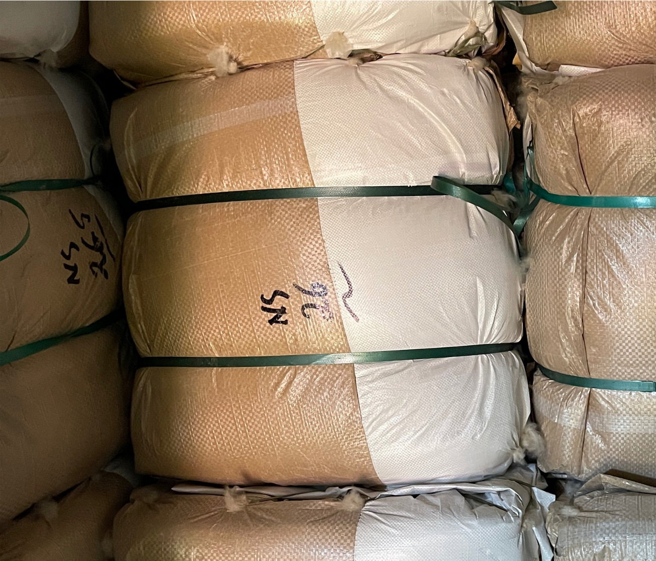 25 kg kapok bales in white PP wrap